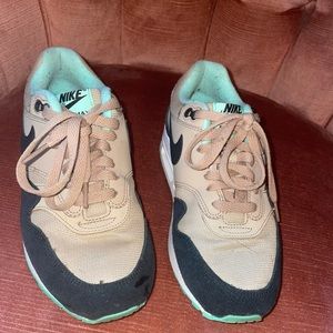 Nike Air Max 1 Desert/Black/Green Glow/White